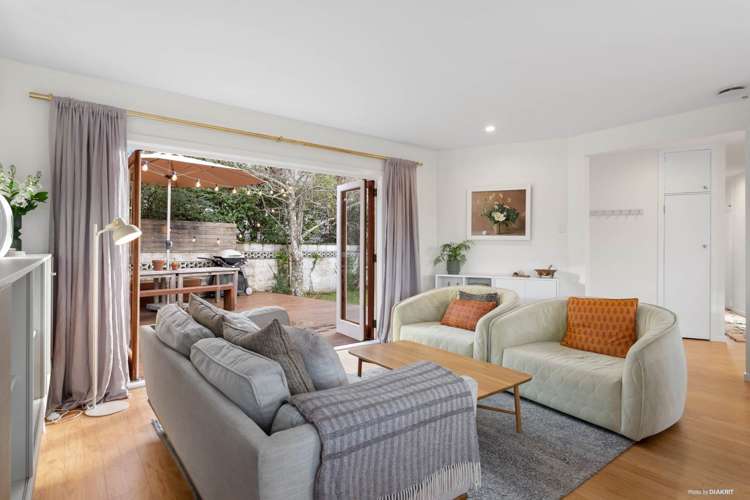 36 Mcphail Street Birkdale_2