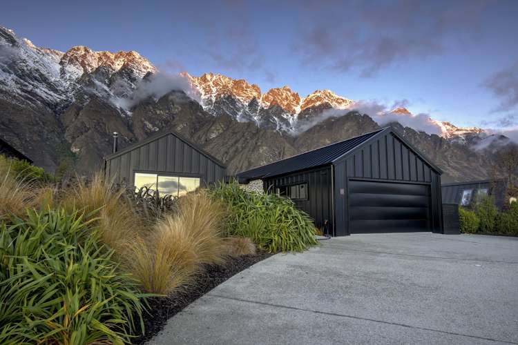 29 Glenfiddich Road Jacks Point_18