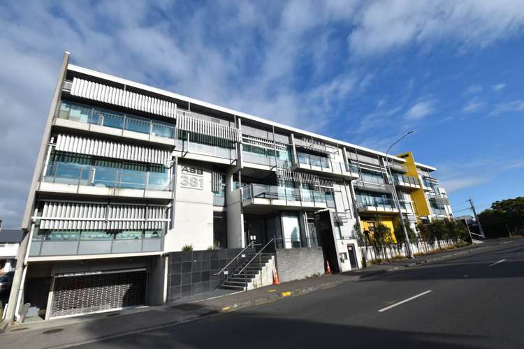 381 Great South Road_0