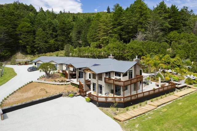 Signature country estate – luxury, privacy, legacy