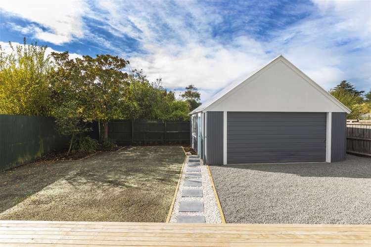 42 Featherstone Avenue Kairaki_18