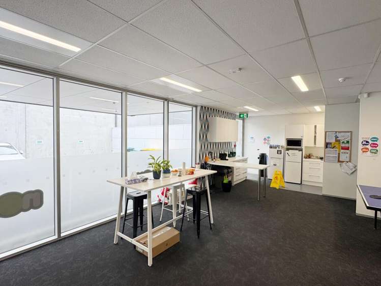 68 Fitzgerald Avenue City Centre_12