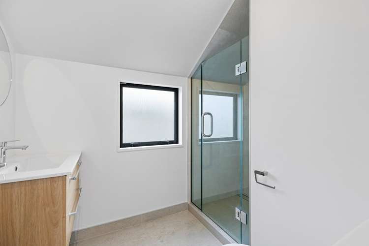 2/37 Maxwell Street Riccarton_10