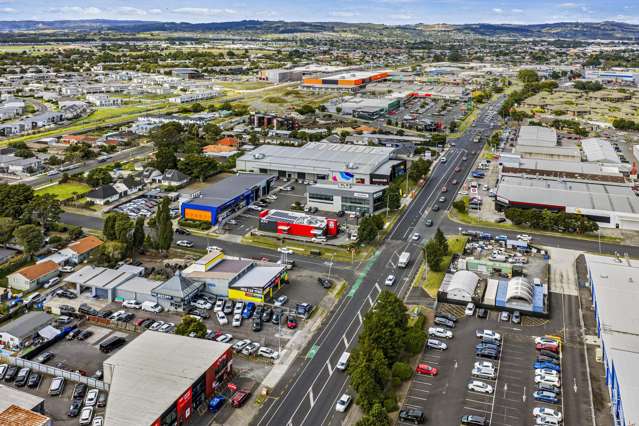 206 Great South Road Takanini_2