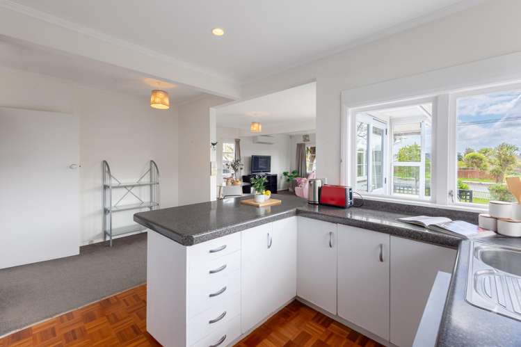 174 Matai Road Raumati Beach_8