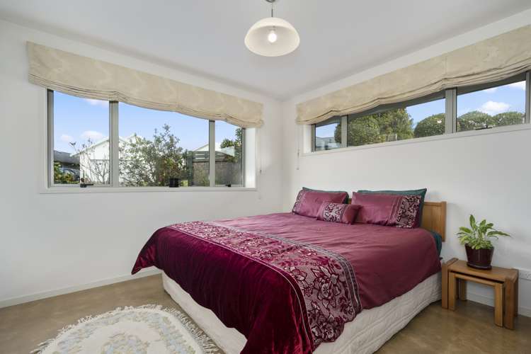 55 Contour Avenue Pyes Pa_10