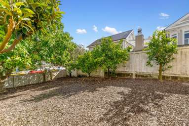 106 Clonbern Road_2