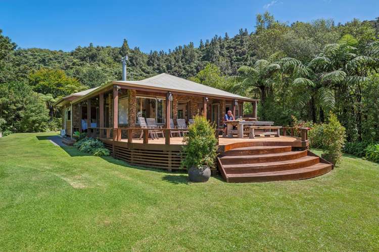 483 Spencer Road Lake Tarawera_6