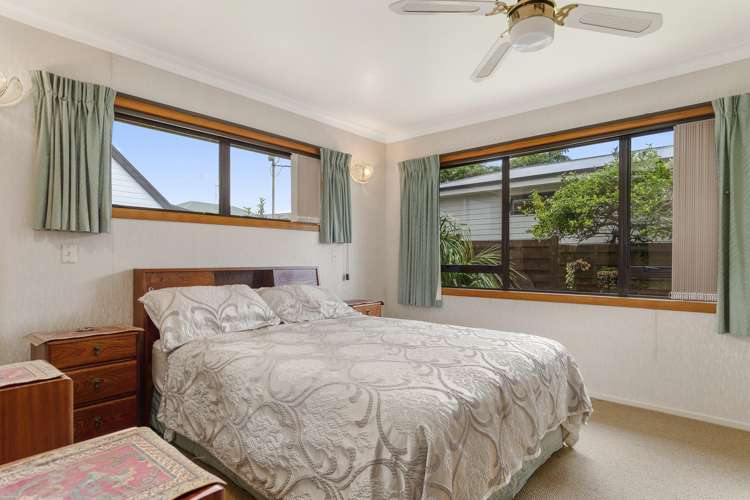 6 Woods Avenue Matua_11