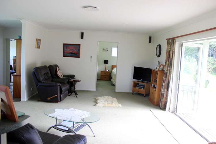 28 Hancock Grove Mangawhai_7