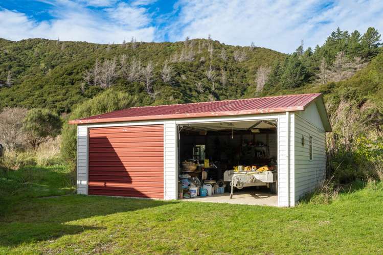 6694 Kenepuru Road Marlborough Sounds_41