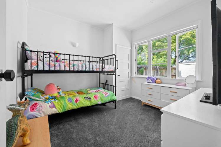 14 Plunket Terrace Hamilton East_13