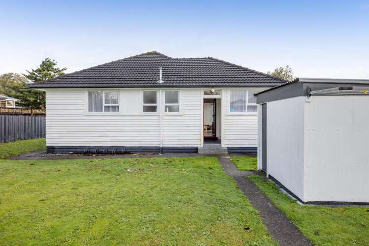 3 Falstaff Street Stratford_19