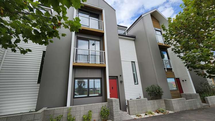 30 Squadron Drive Hobsonville_1