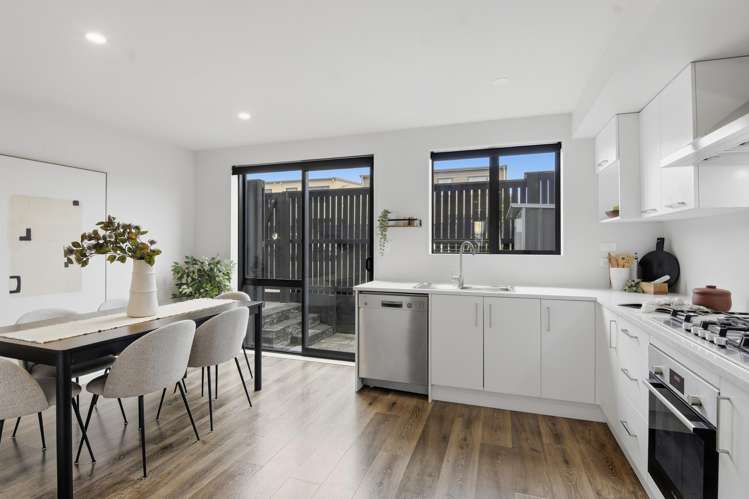 34 Hiki Street Hobsonville_9