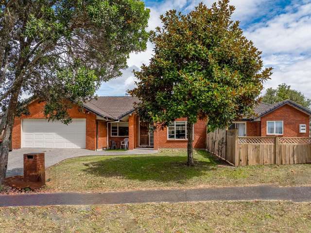 Stunning  Home in Botany College Zone !