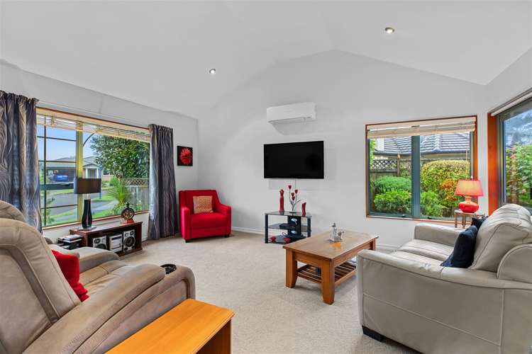 25 Barbados Key Papamoa_10