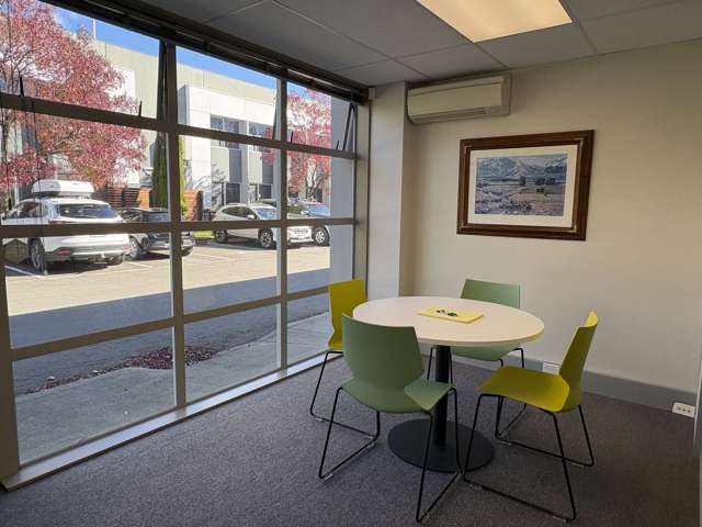 9/41 Sir William Pickering Drive Burnside_1