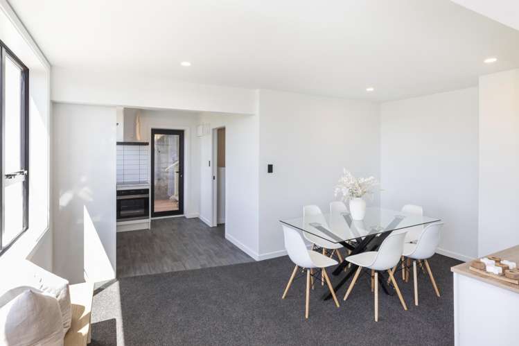 37 Whareora Tce Cashmere Flats_17