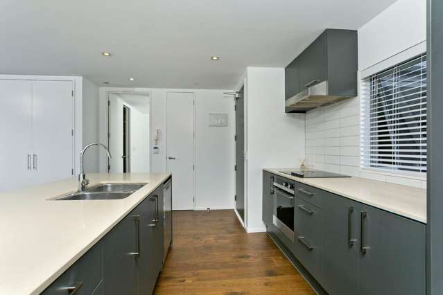 305/252 Centreway Road Orewa_4