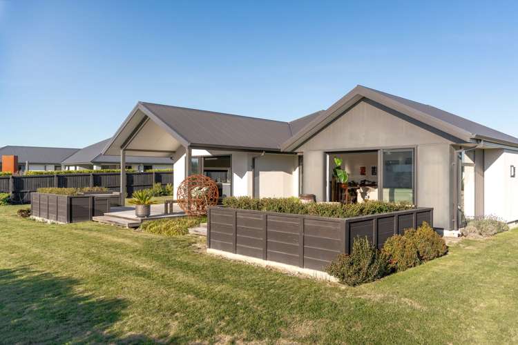 1 Westmere Mews West Melton_18