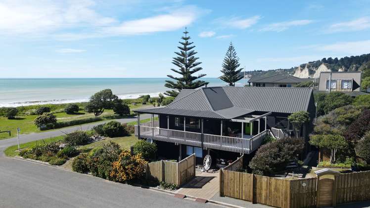 1 Buxton Place Gore Bay_23