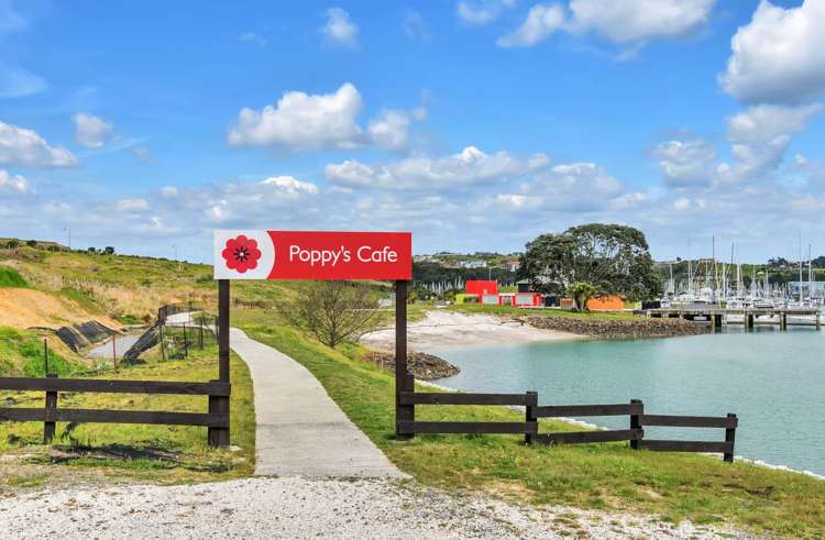 110 Parkview Drive Gulf Harbour_13