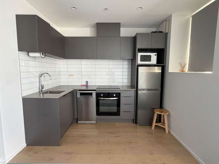 303/43b Gillies Avenue Epsom_6