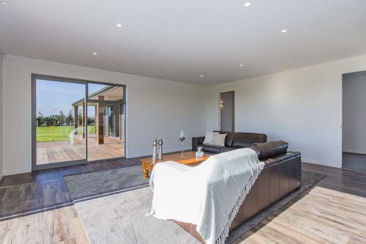 4/456 Curraghs Road West Melton_9