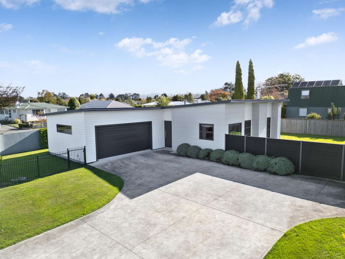 1 Plains Avenue_0