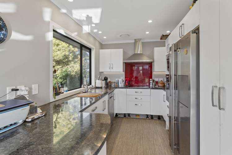8 Arnold Grove Paraparaumu Beach_4