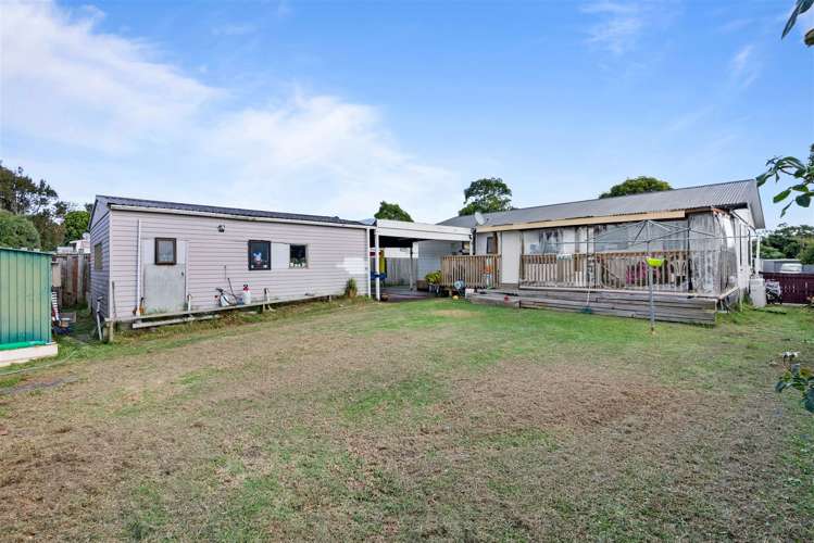 4 Cottrell Place Clendon Park_12