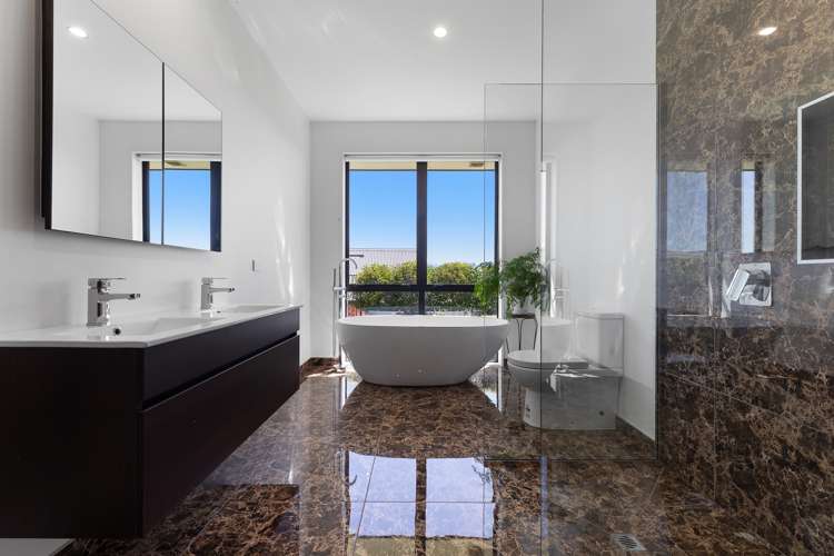 23 Golf View Close Fairhall_25