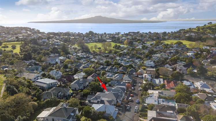 17 Saint Aubyn Street Devonport_18