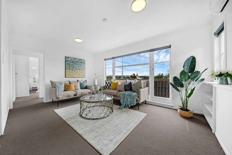 53A Sylvan Crescent Te Atatu South_1