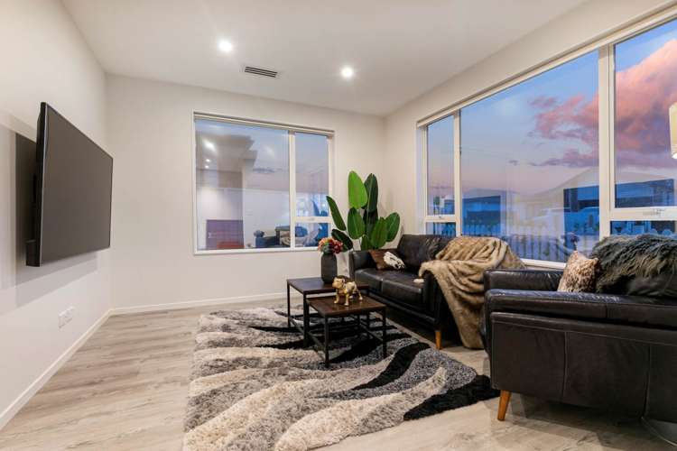 7 Kuinga Street Wainui_8