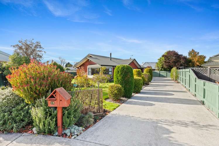 15 Tudor Grove Feilding_21