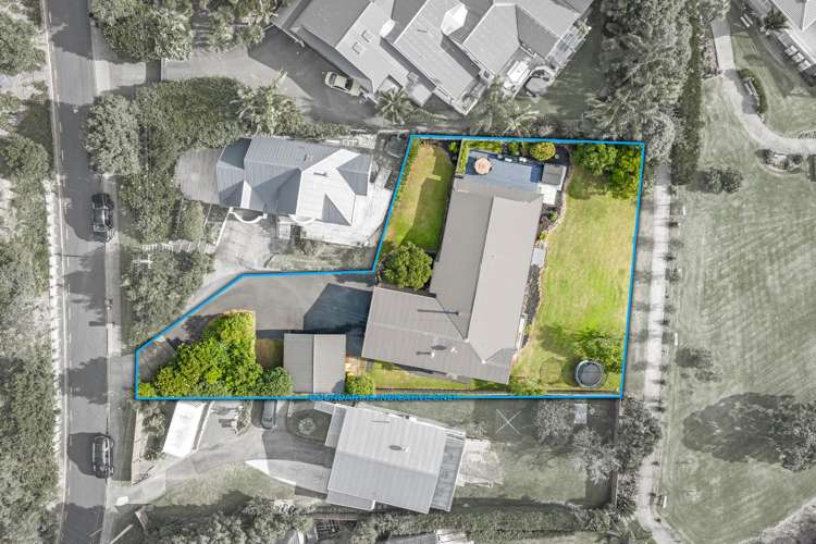 12 Tawhana Crescent Red Beach_25
