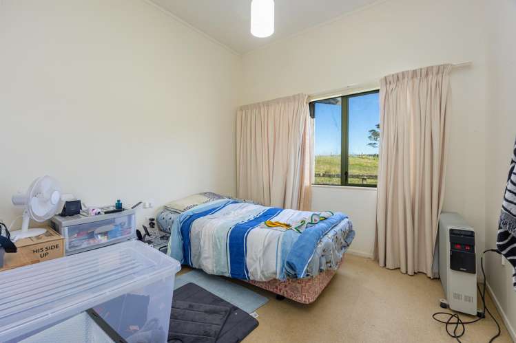 110 Whakapirau Road_4