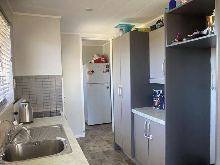 23 High Street East Waitara_9