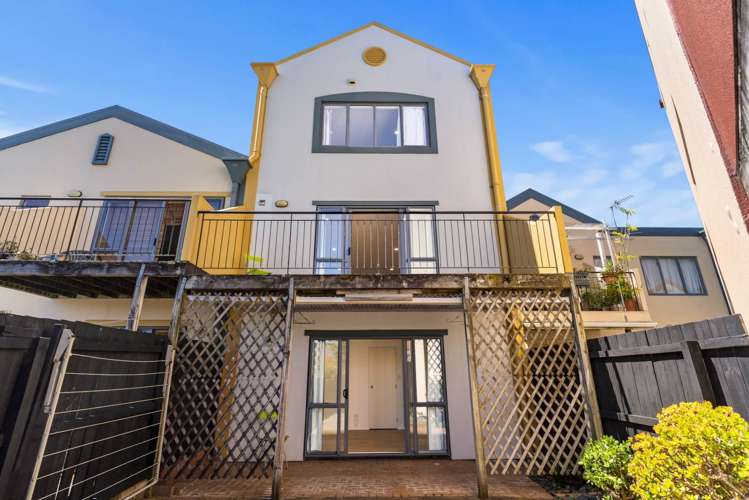 24/14 Ambrico Place New Lynn_19