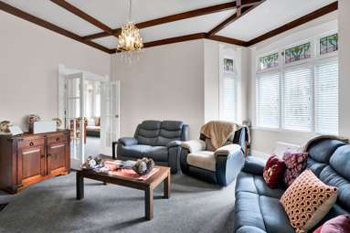 20 Pembroke Road West_2