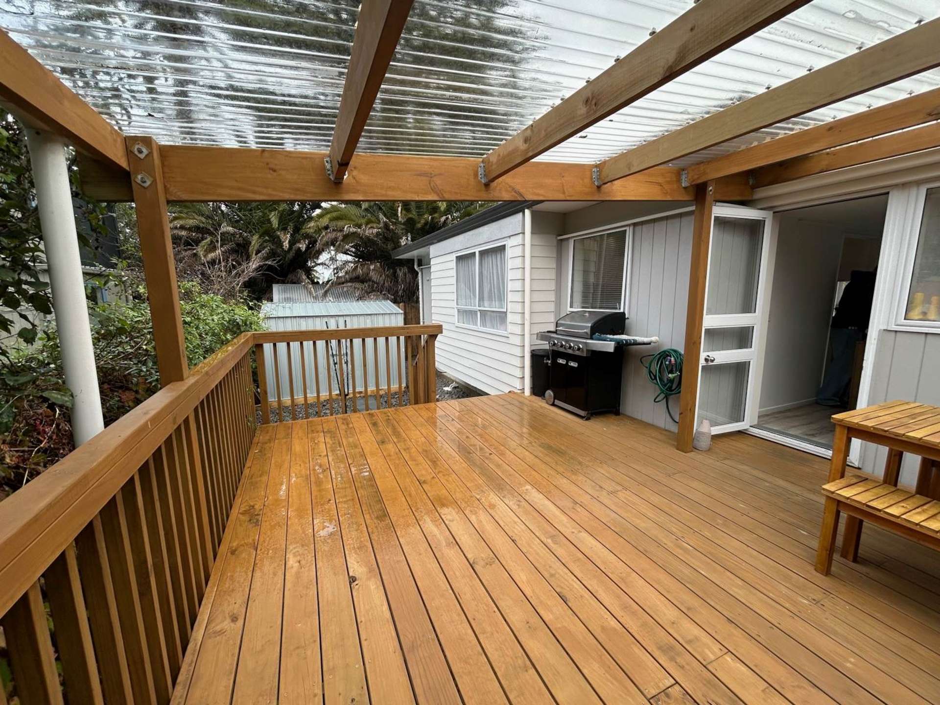 1/33F Springs Road Parakai_0