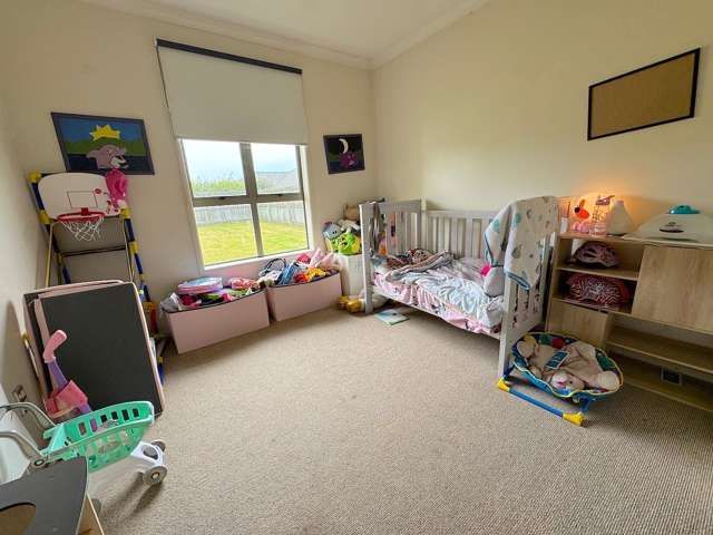 20 McMahon Drive Aidanfield_3