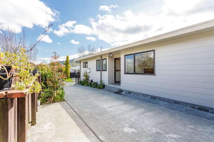 14 Delaware Grove Totara Park_18