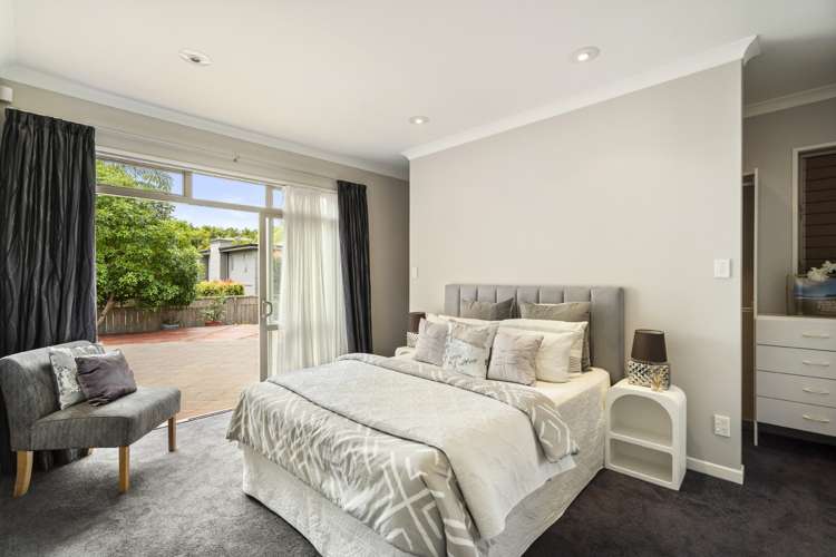 11 English Oak Drive Schnapper Rock_17