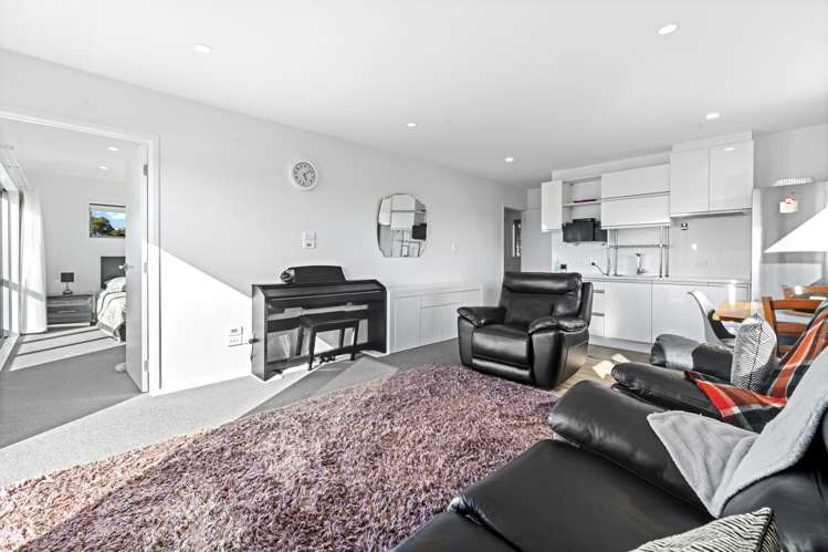 6a Sullivan Avenue Mangere Bridge_13