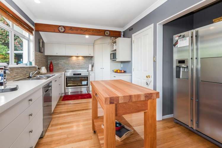 222 Welcome Bay Road Welcome Bay_6