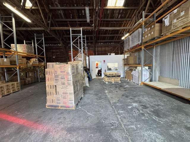 3/115 Gracefield Road Gracefield_2