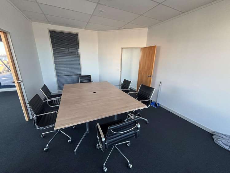 105 High Street Hutt Central_7